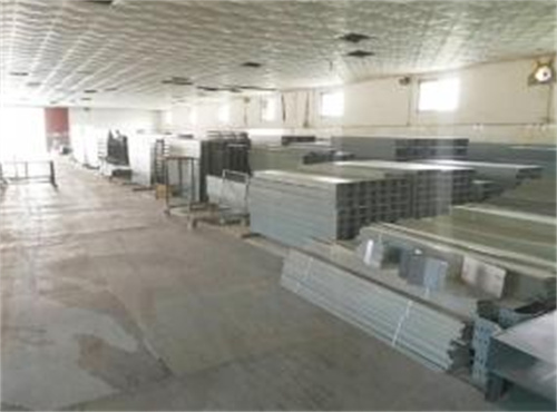 100*200建筑內(nèi)部鍍鋅防火橋架